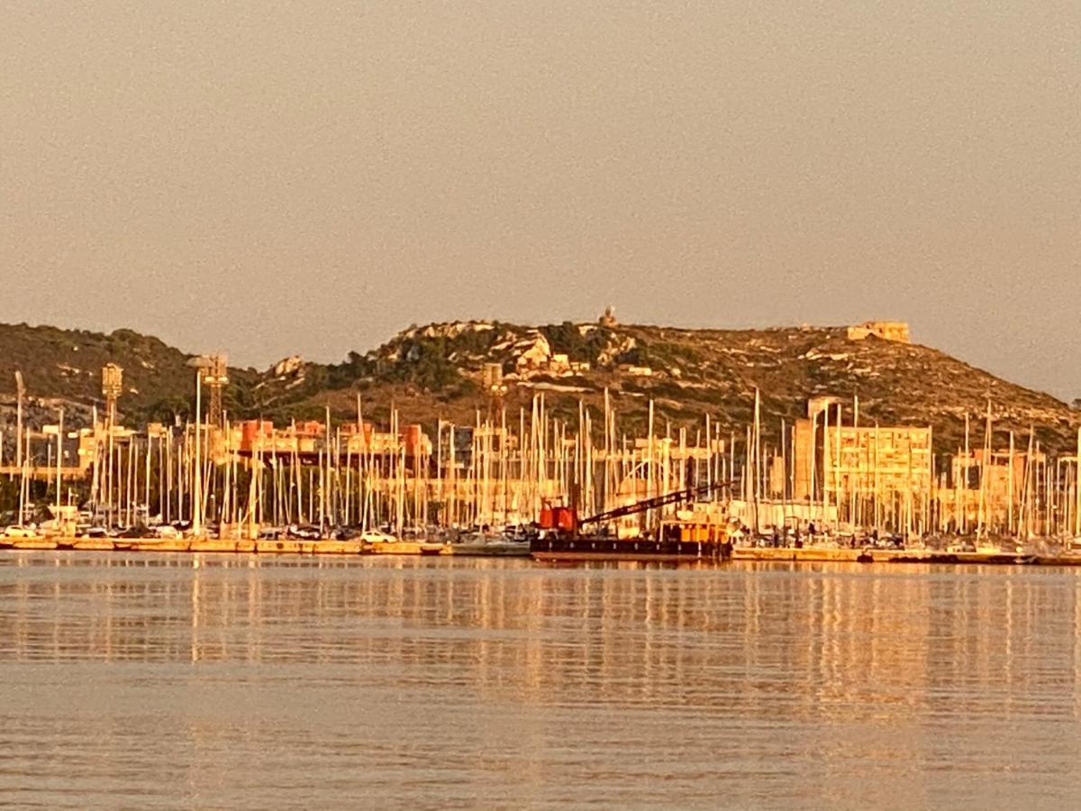 Bed and Breakfast Marina Di Castello Cagliari Esterno foto