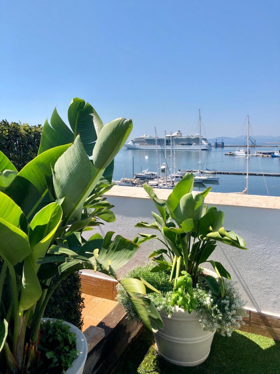 Bed and Breakfast Marina Di Castello Cagliari Esterno foto