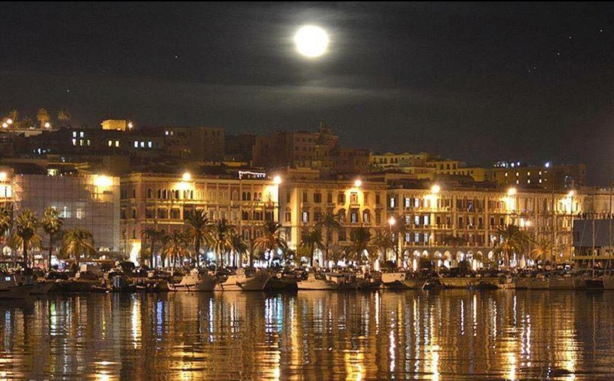 Bed and Breakfast Marina Di Castello Cagliari Esterno foto